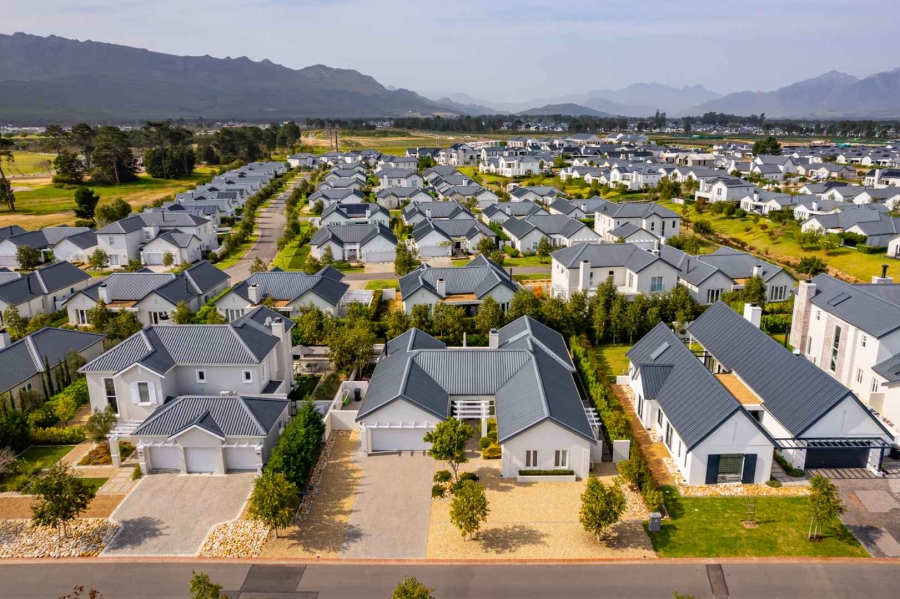 5 Bedroom Property for Sale in Val De Vie Estate Western Cape